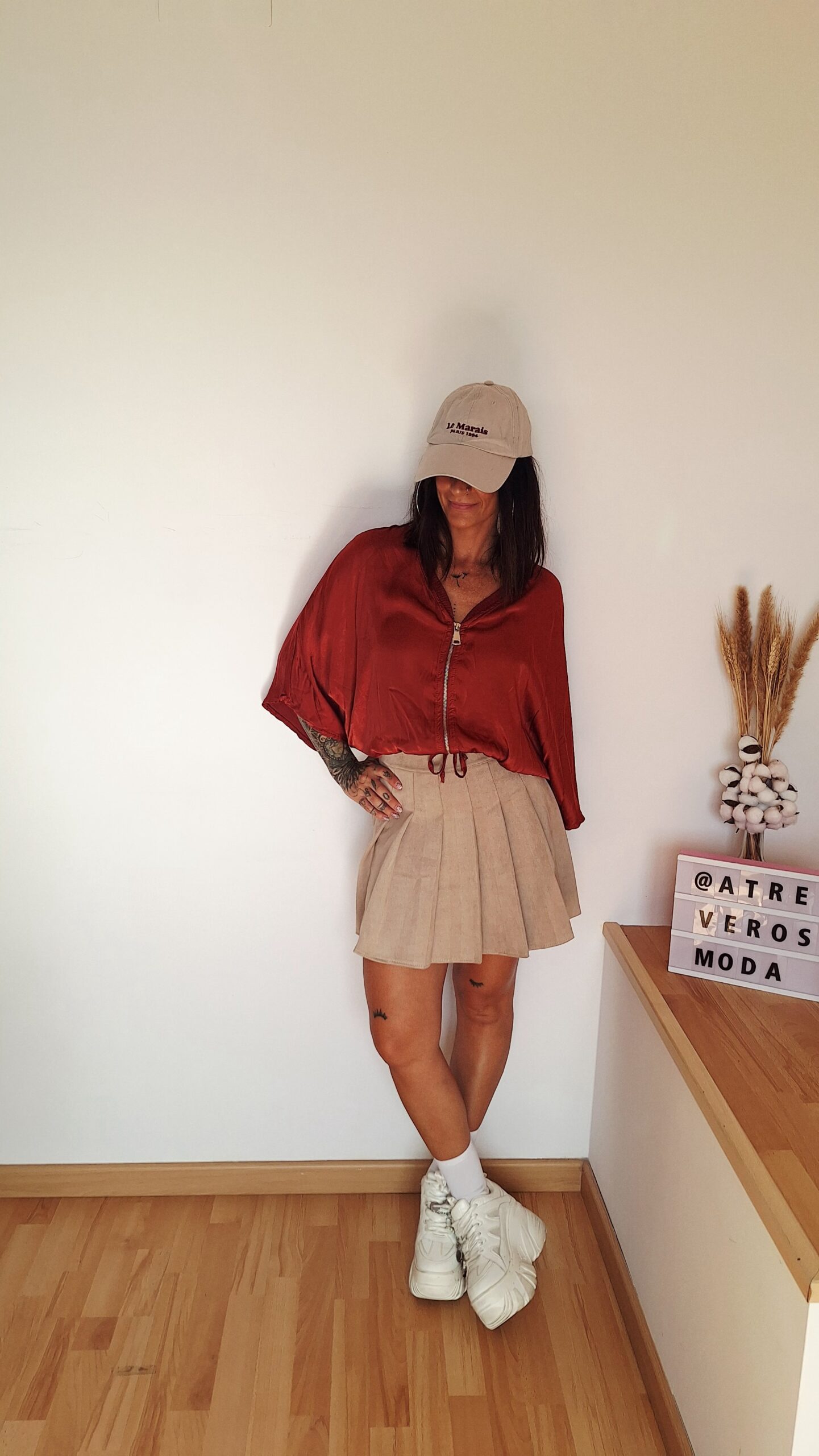 Falda Suede vibe🤍 - Imagen 4